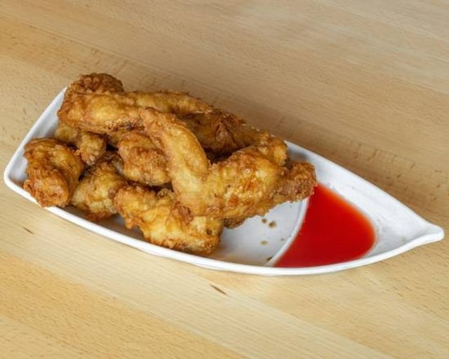 Chicken Wings (8 pcs).